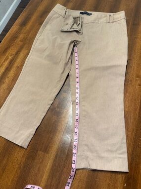 The limited exact stretch khaki capris- women’s size 12